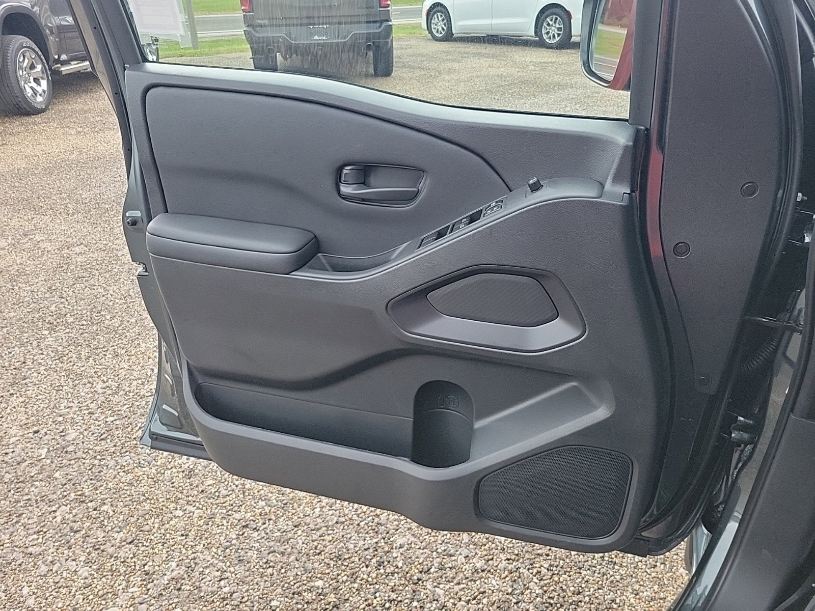 2027 Nissan Frontier Crew Cab SV Long Bed