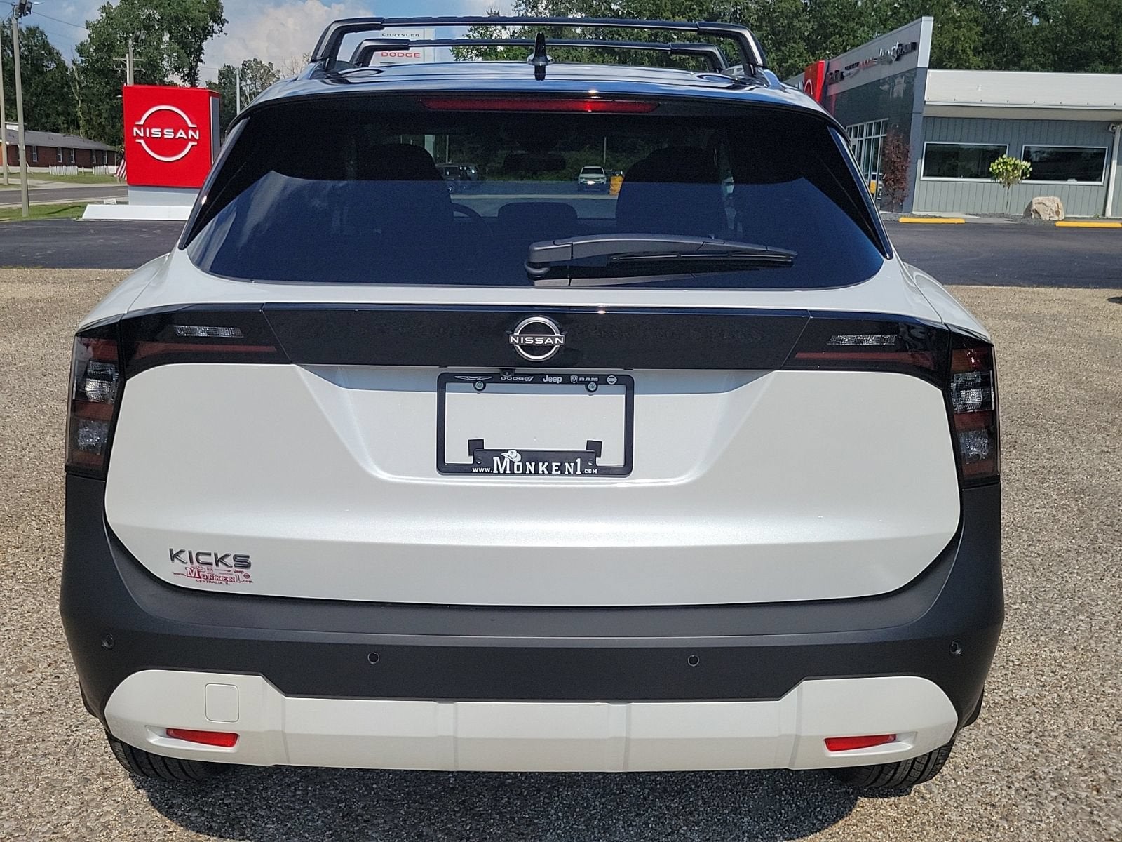 2026 Nissan Kicks SV
