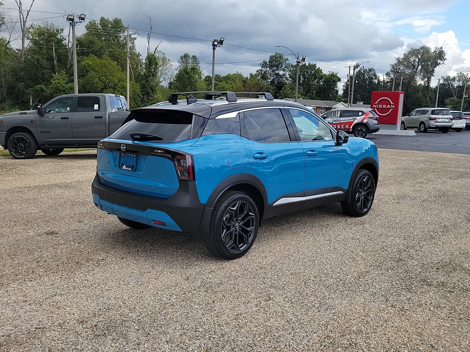 2027 Nissan Kicks SR
