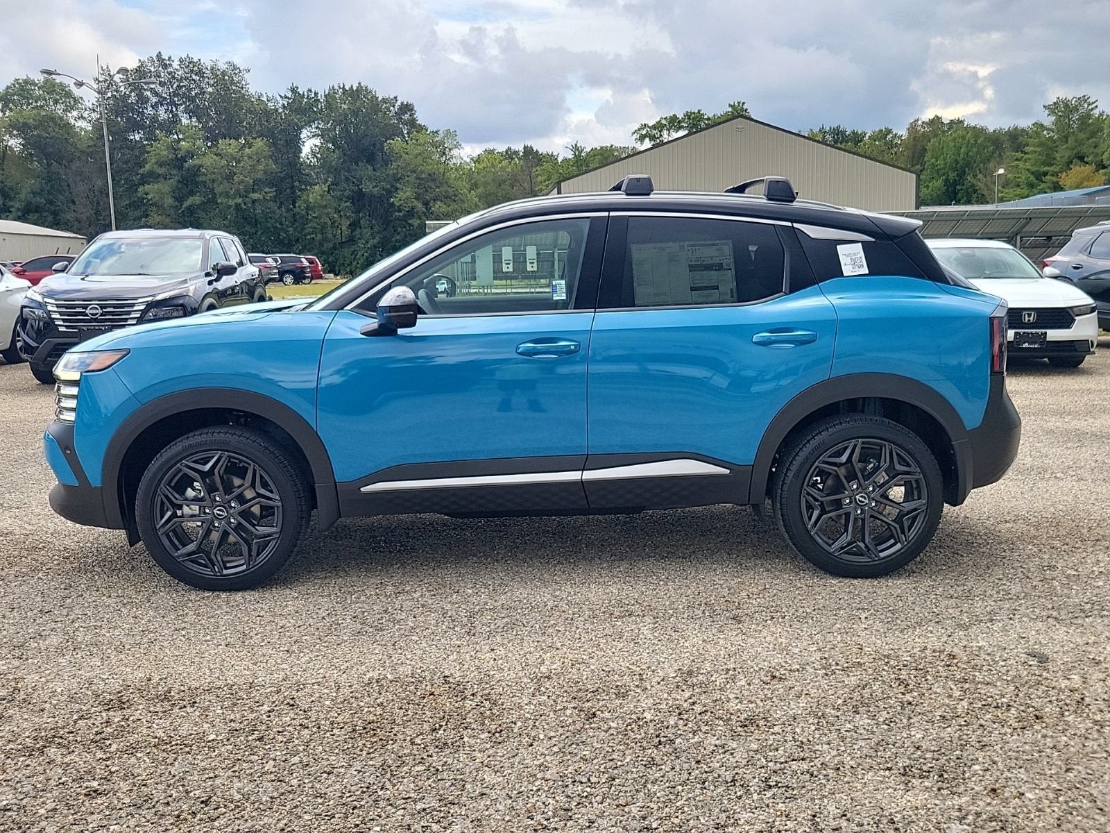 2027 Nissan Kicks SR