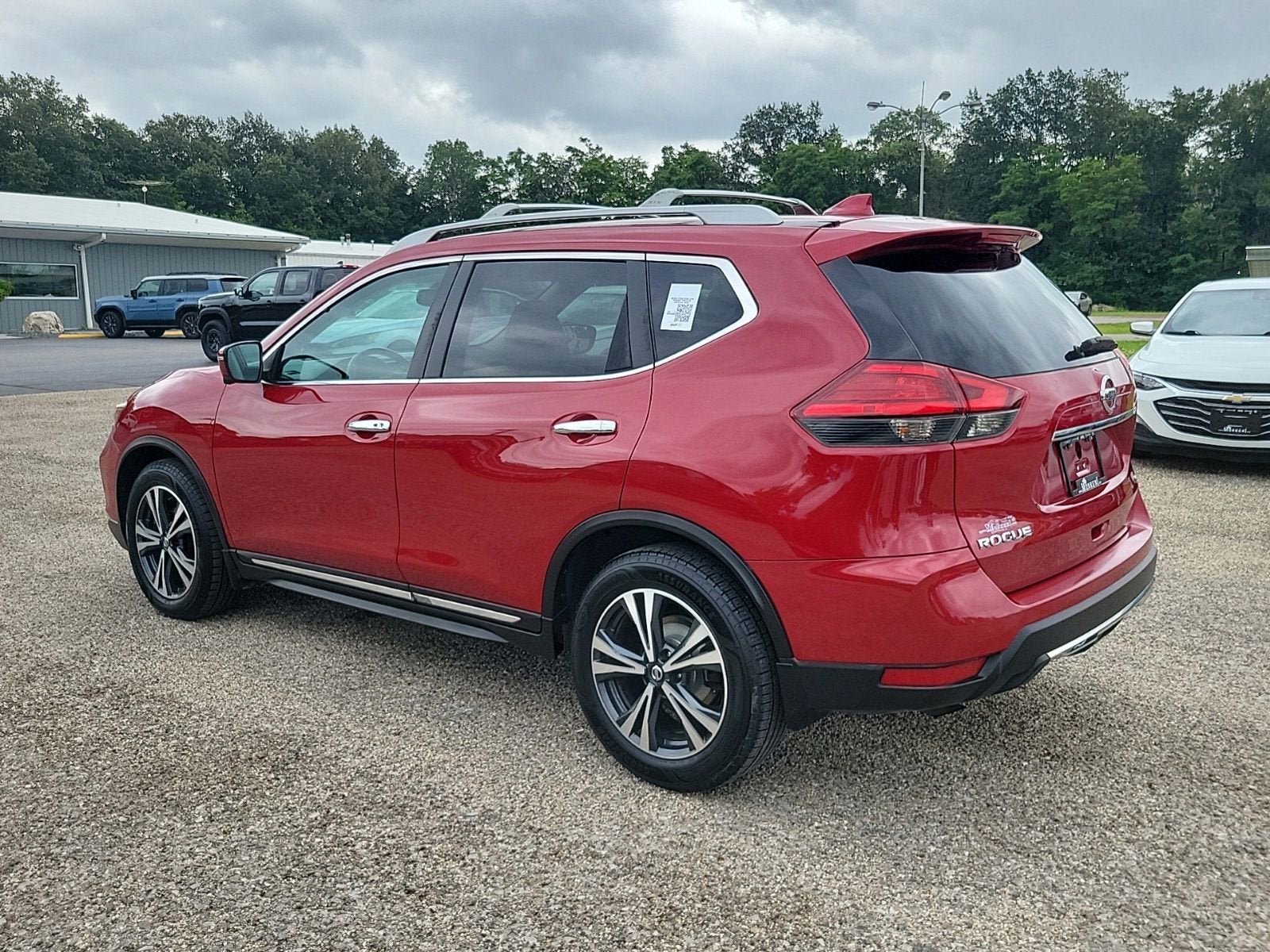 2017 Nissan Rogue SL