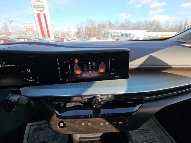 2025 Nissan Murano SL