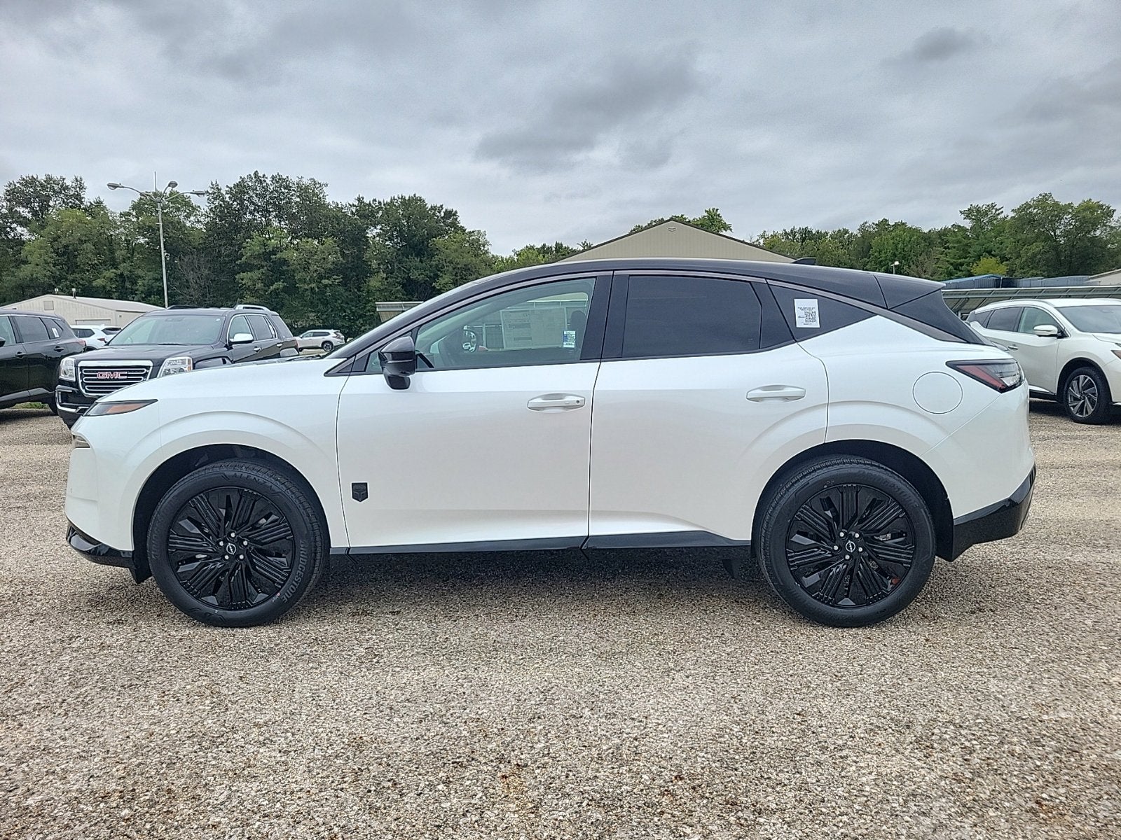 2027 Nissan Murano Dark Armor