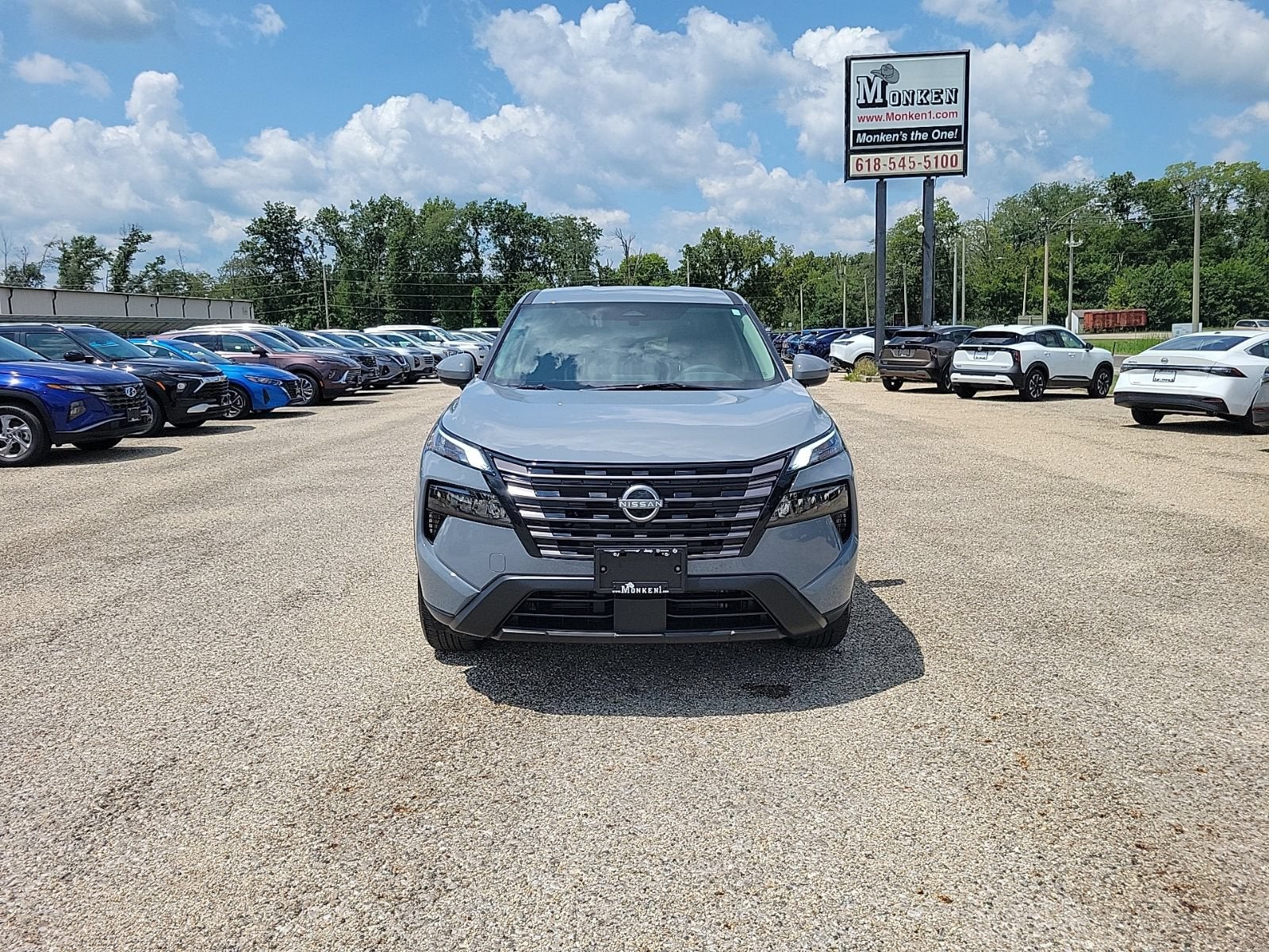 2026 Nissan Rogue SV