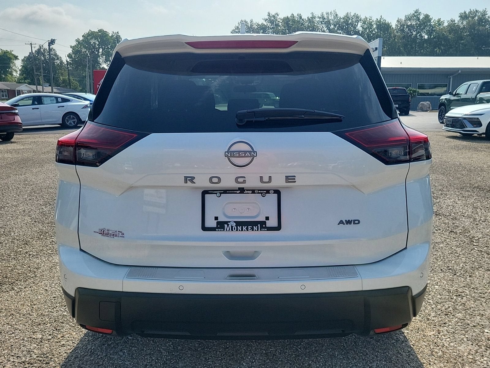 2026 Nissan Rogue SV