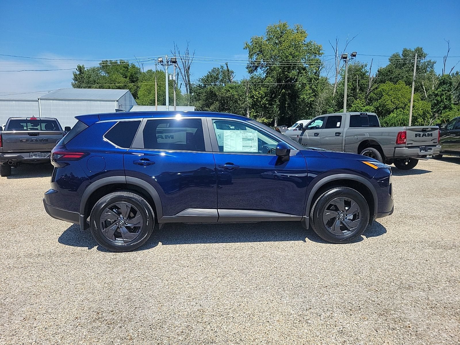 2026 Nissan Rogue SV