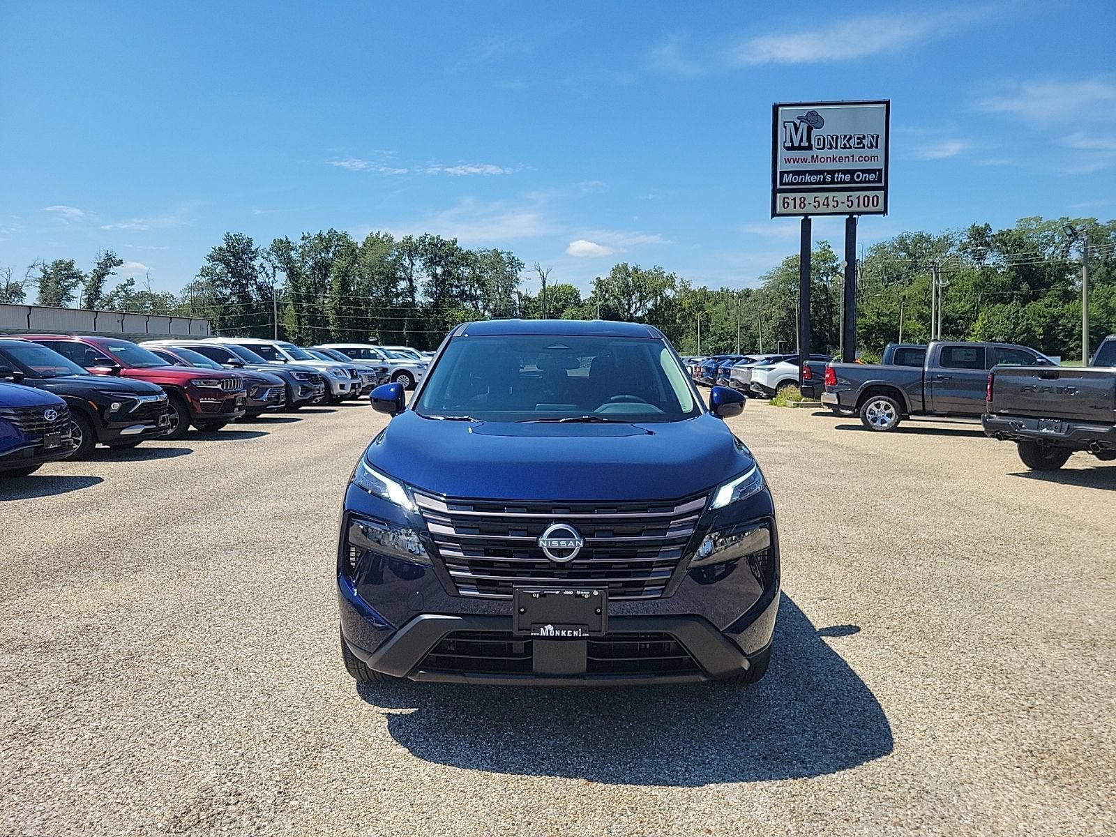 2026 Nissan Rogue SV