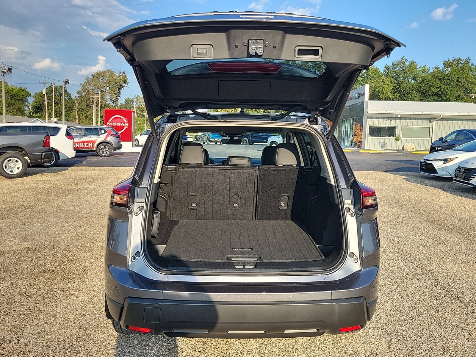 2026 Nissan Rogue Dark Armor™