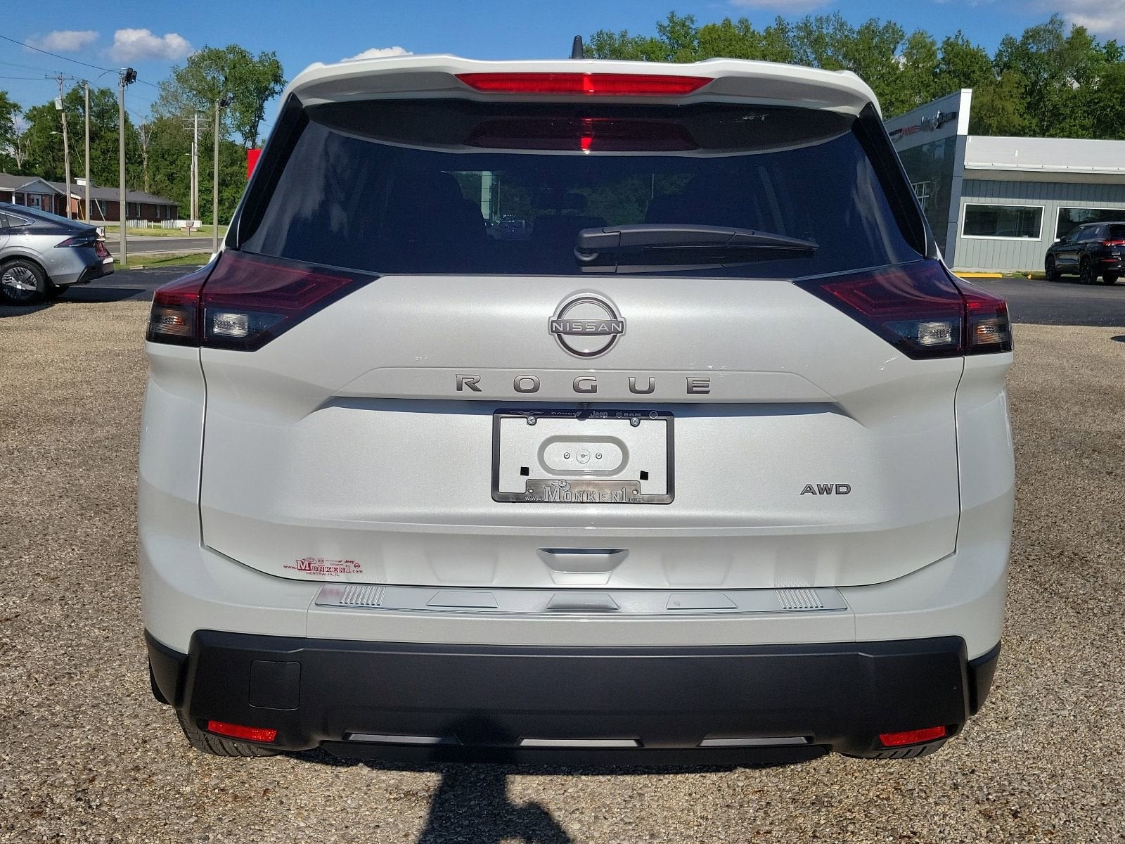 2026 Nissan Rogue SV