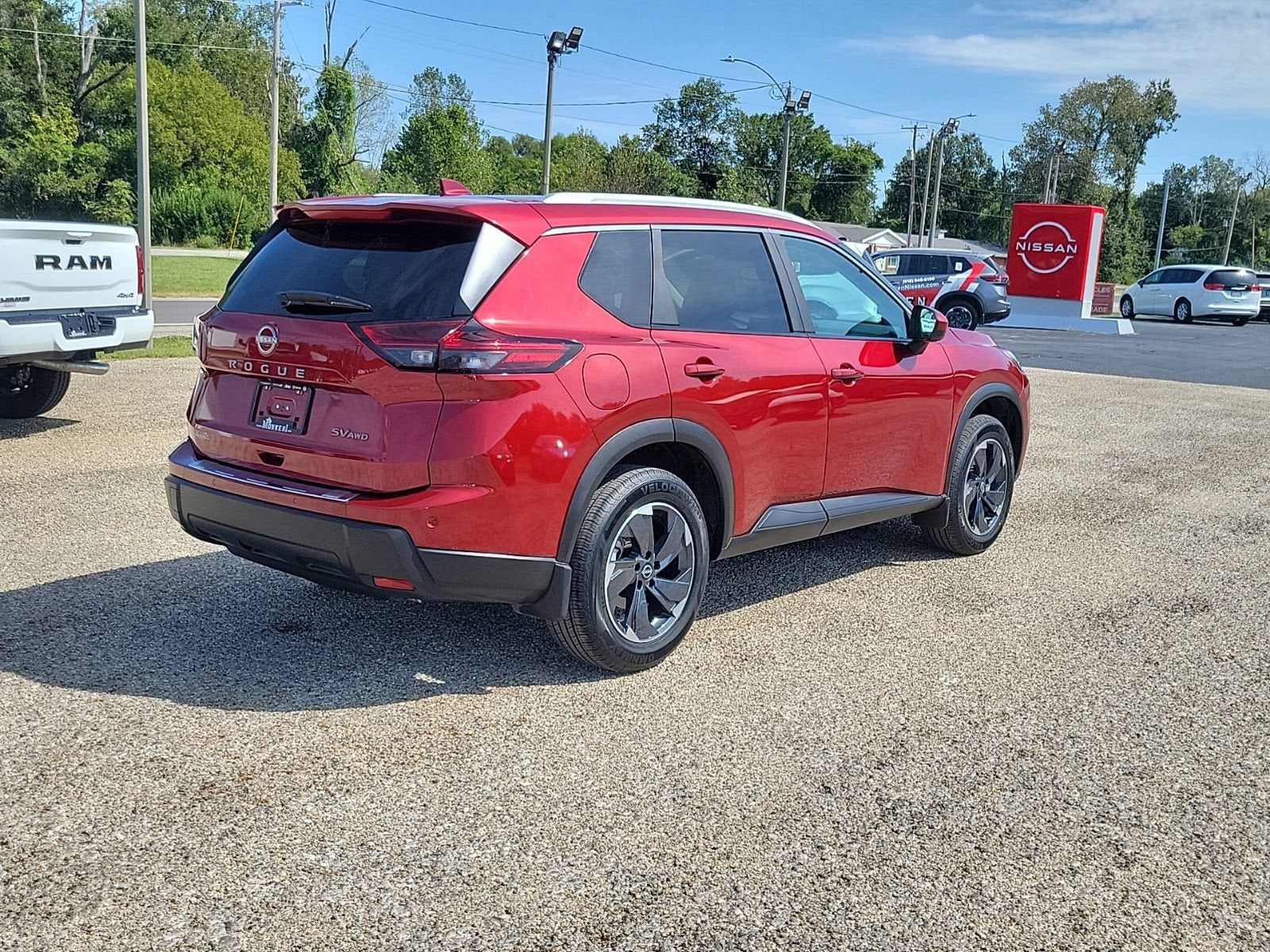 2024 Nissan Rogue SV