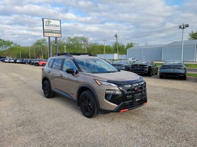 2025 Nissan Rogue Rock Creek®