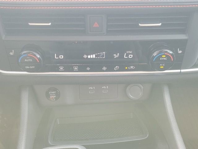 2025 Nissan Rogue Rock Creek®