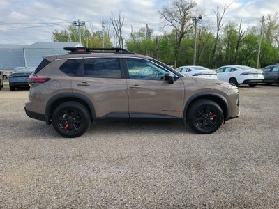 2025 Nissan Rogue Rock Creek®