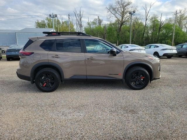 2025 Nissan Rogue Rock Creek®