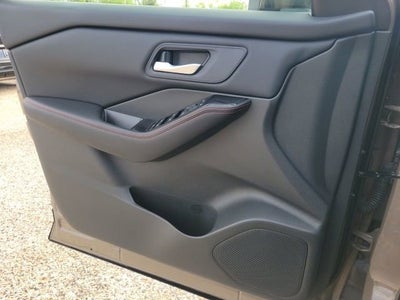 2025 Nissan Rogue Rock Creek®