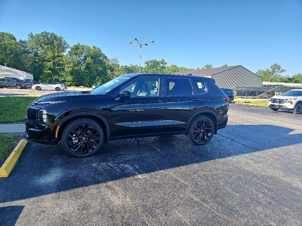 2025 Nissan Rogue Rock Creek®