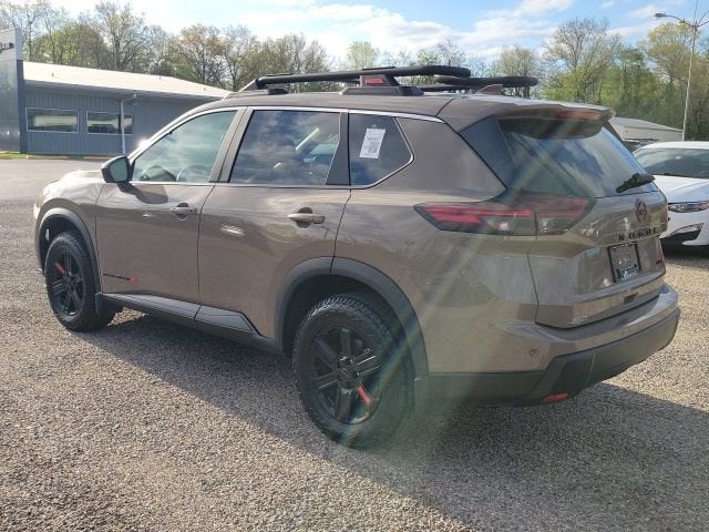 2025 Nissan Rogue Rock Creek®