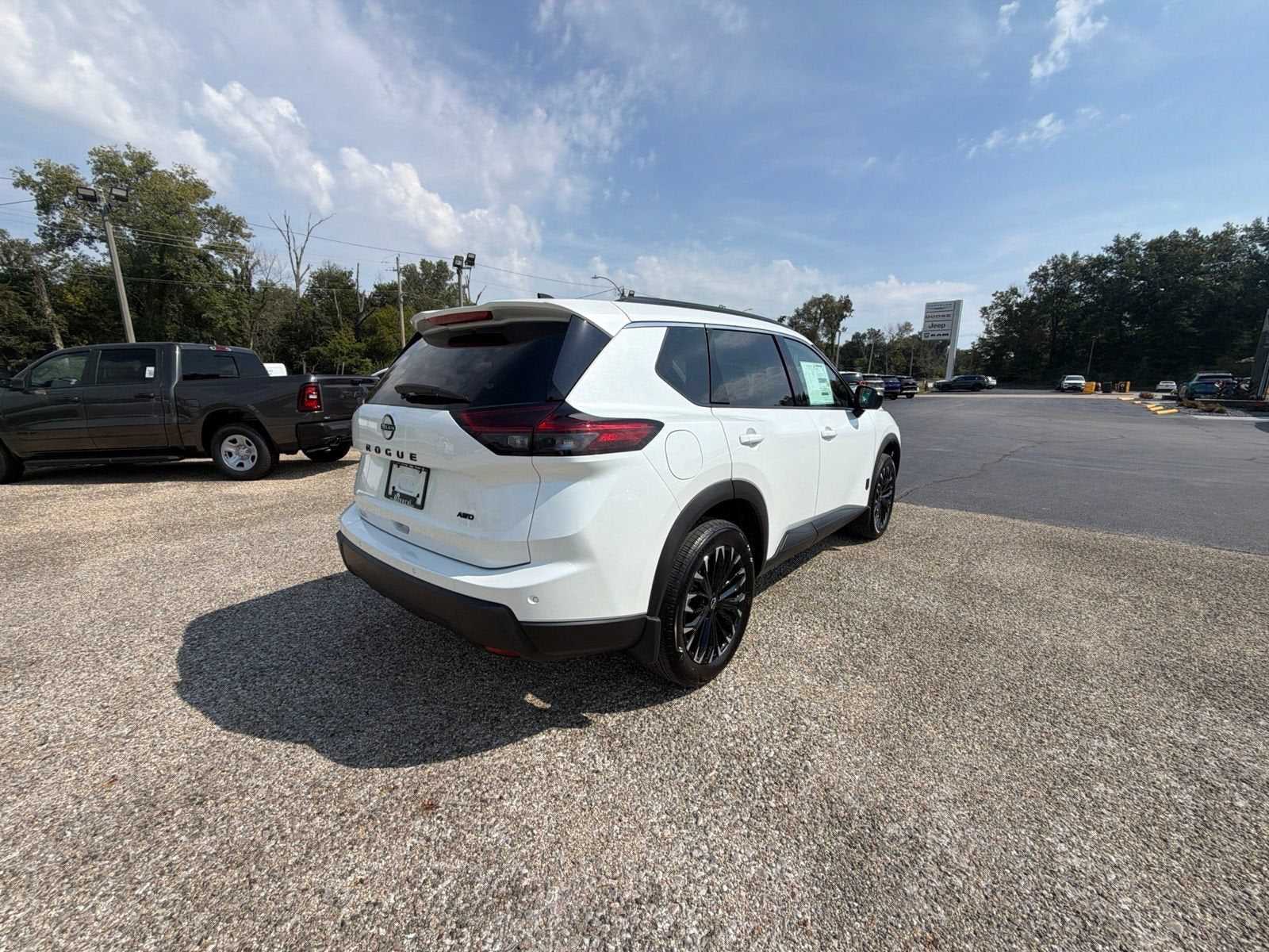 2026 Nissan Rogue Dark Armor™