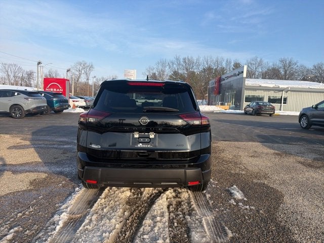 2026 Nissan Rogue Dark Armor™