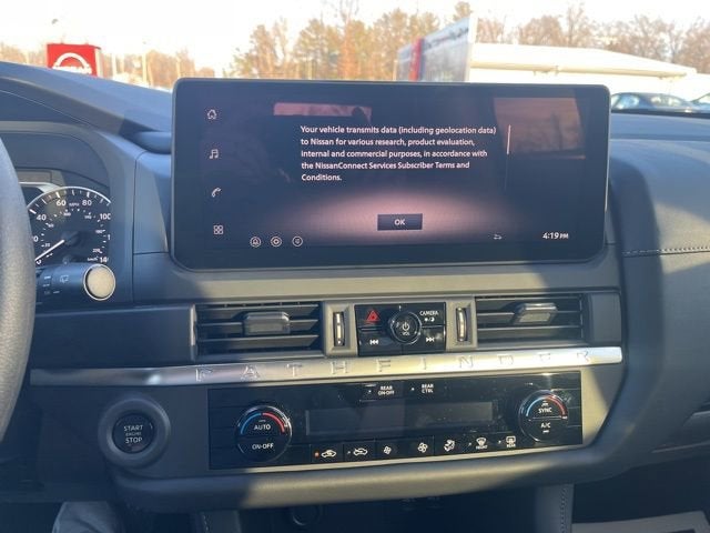 2026 Nissan Pathfinder S