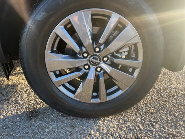 2026 Nissan Pathfinder S