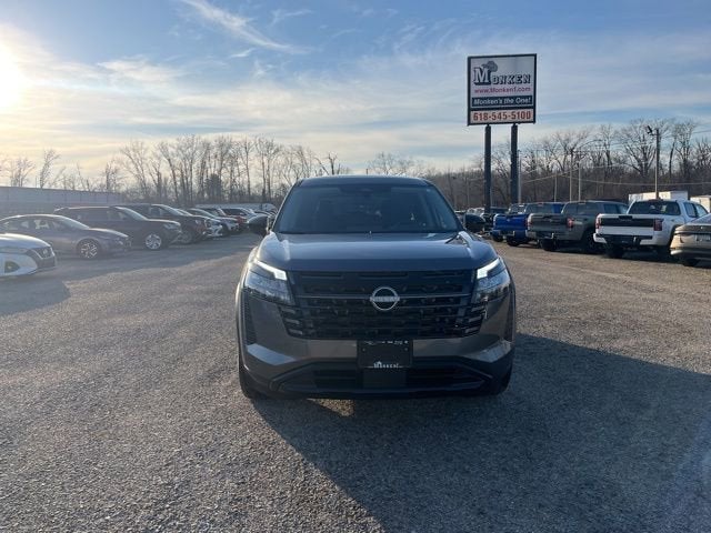 2026 Nissan Pathfinder S