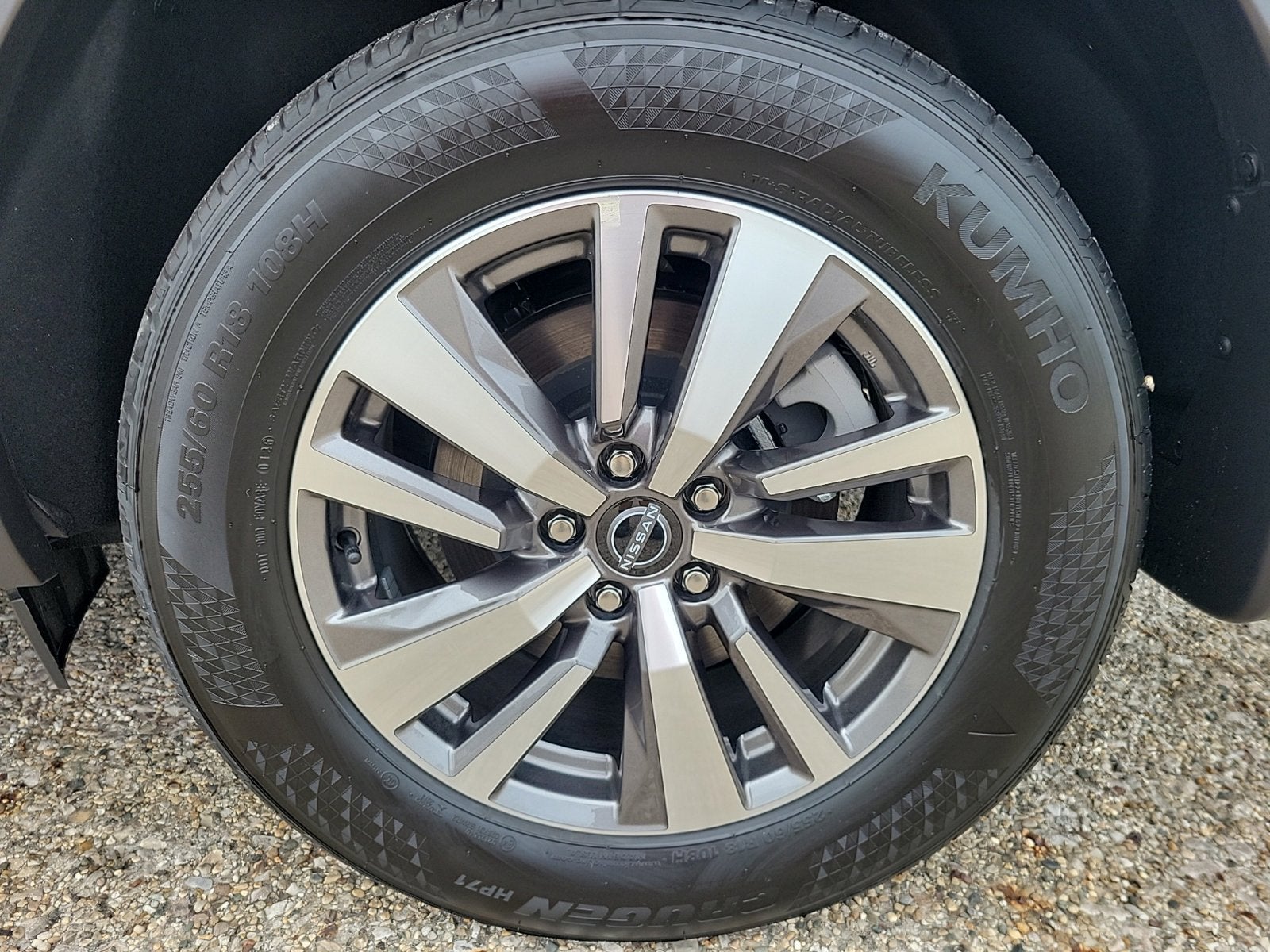 2026 Nissan Pathfinder SL - Photo 12
