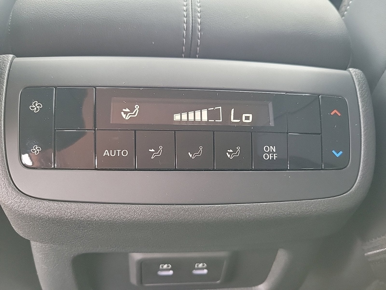 2026 Nissan Pathfinder SL - Photo 15
