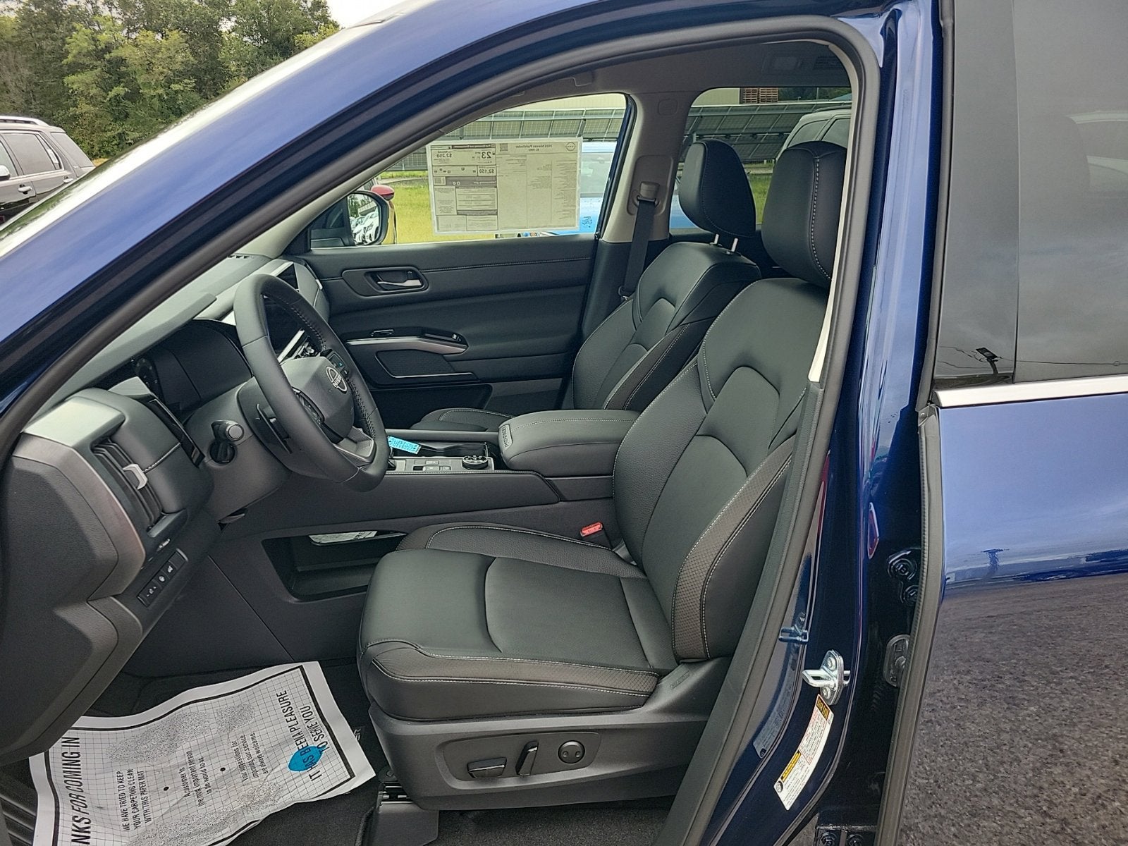 2026 Nissan Pathfinder SL - Photo 17