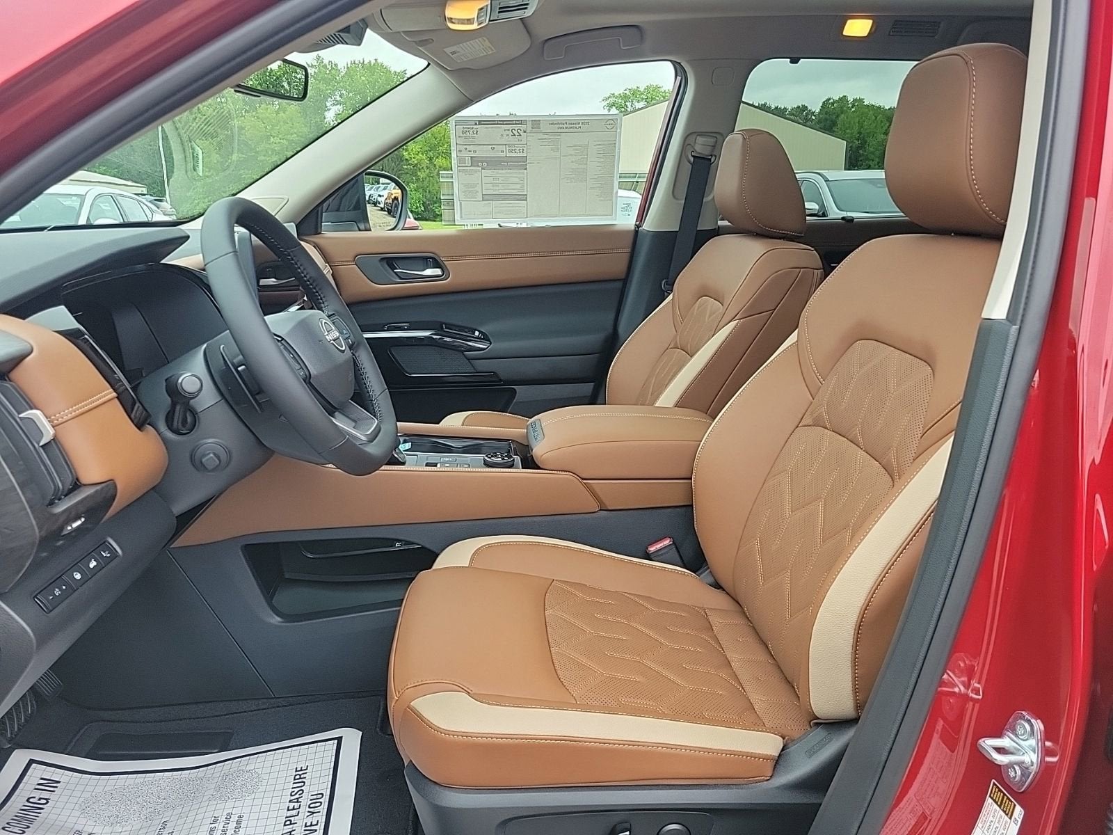 2026 Nissan Pathfinder Platinum