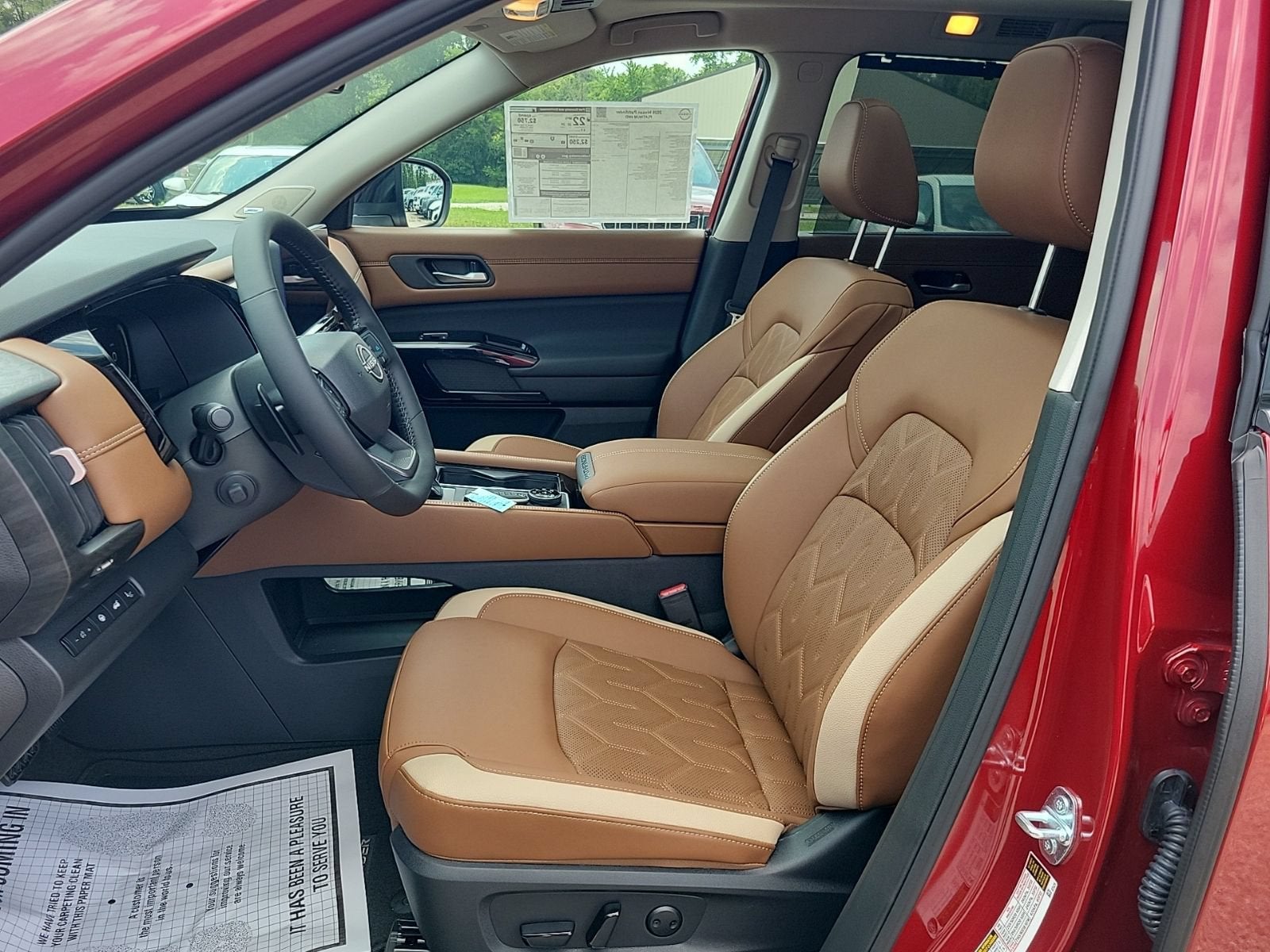 2026 Nissan Pathfinder Platinum