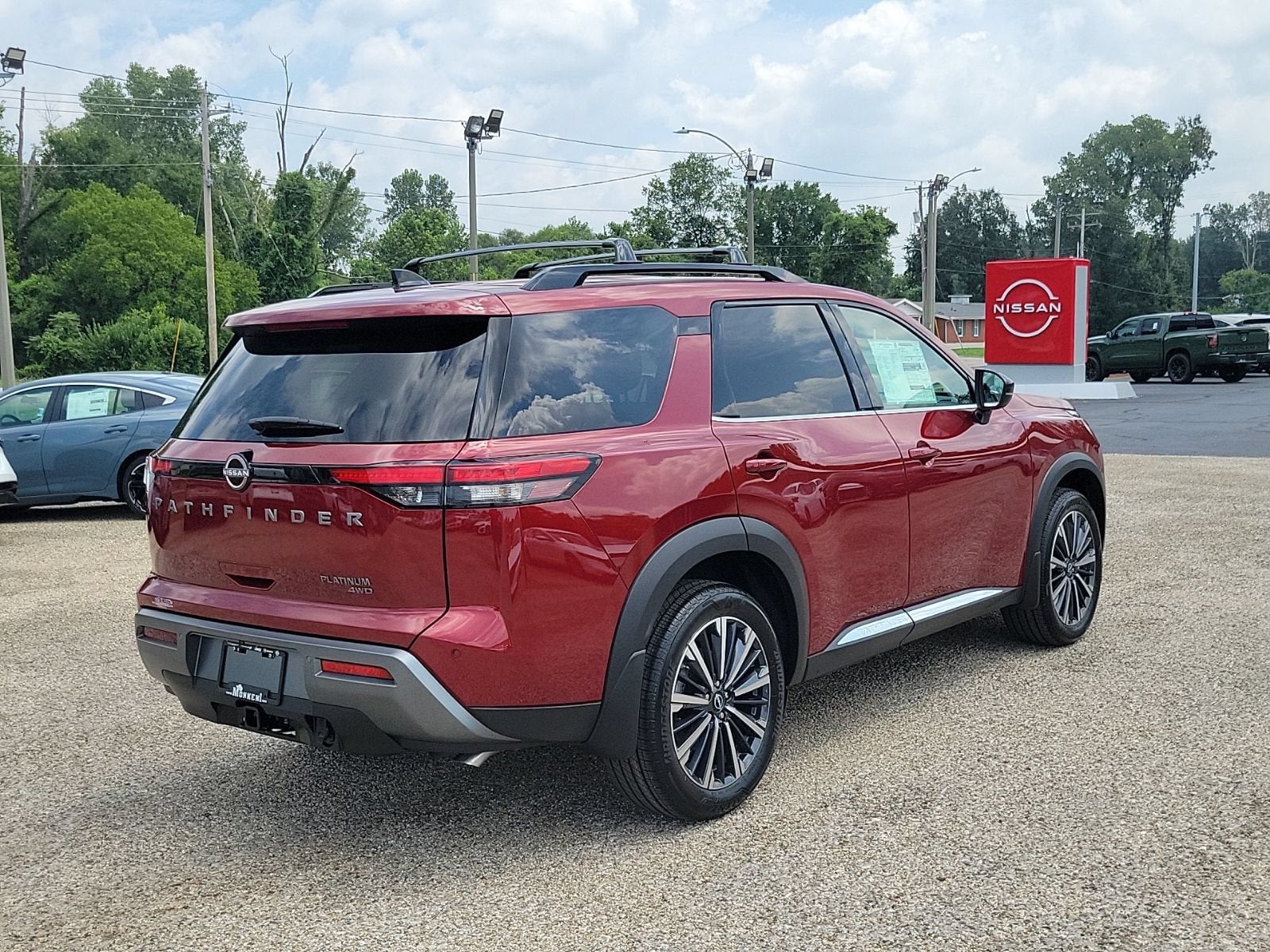 2026 Nissan Pathfinder Platinum