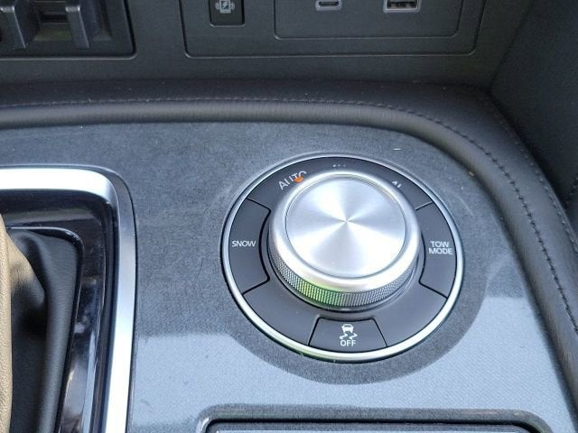 2024 Nissan Armada SV - Photo 30