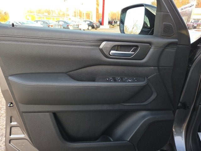 2026 Nissan Armada SV