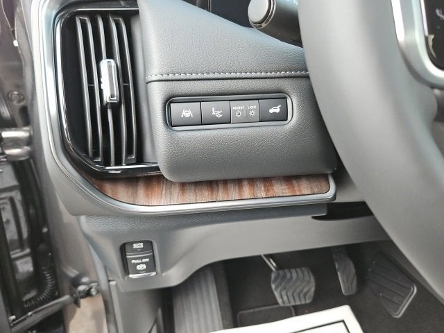 2025 Nissan Armada Platinum Reserve