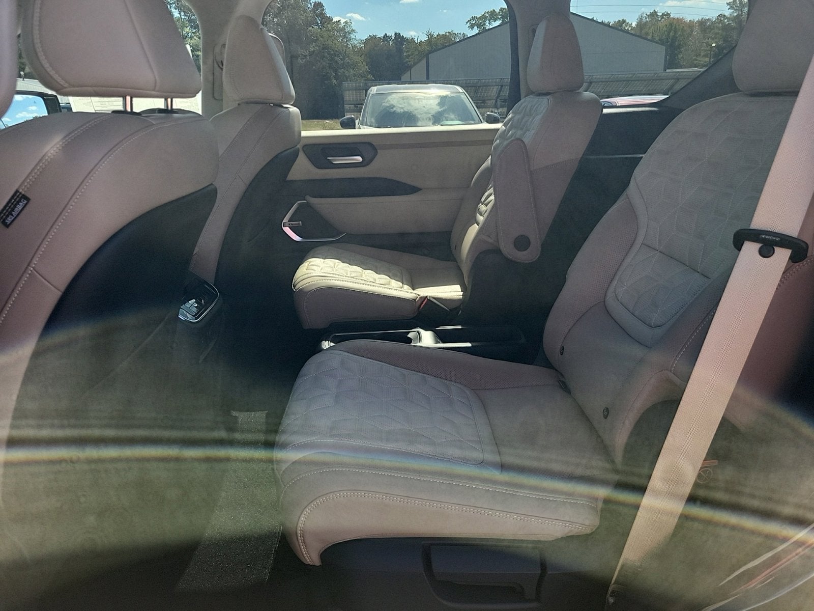 2027 Nissan Armada Platinum