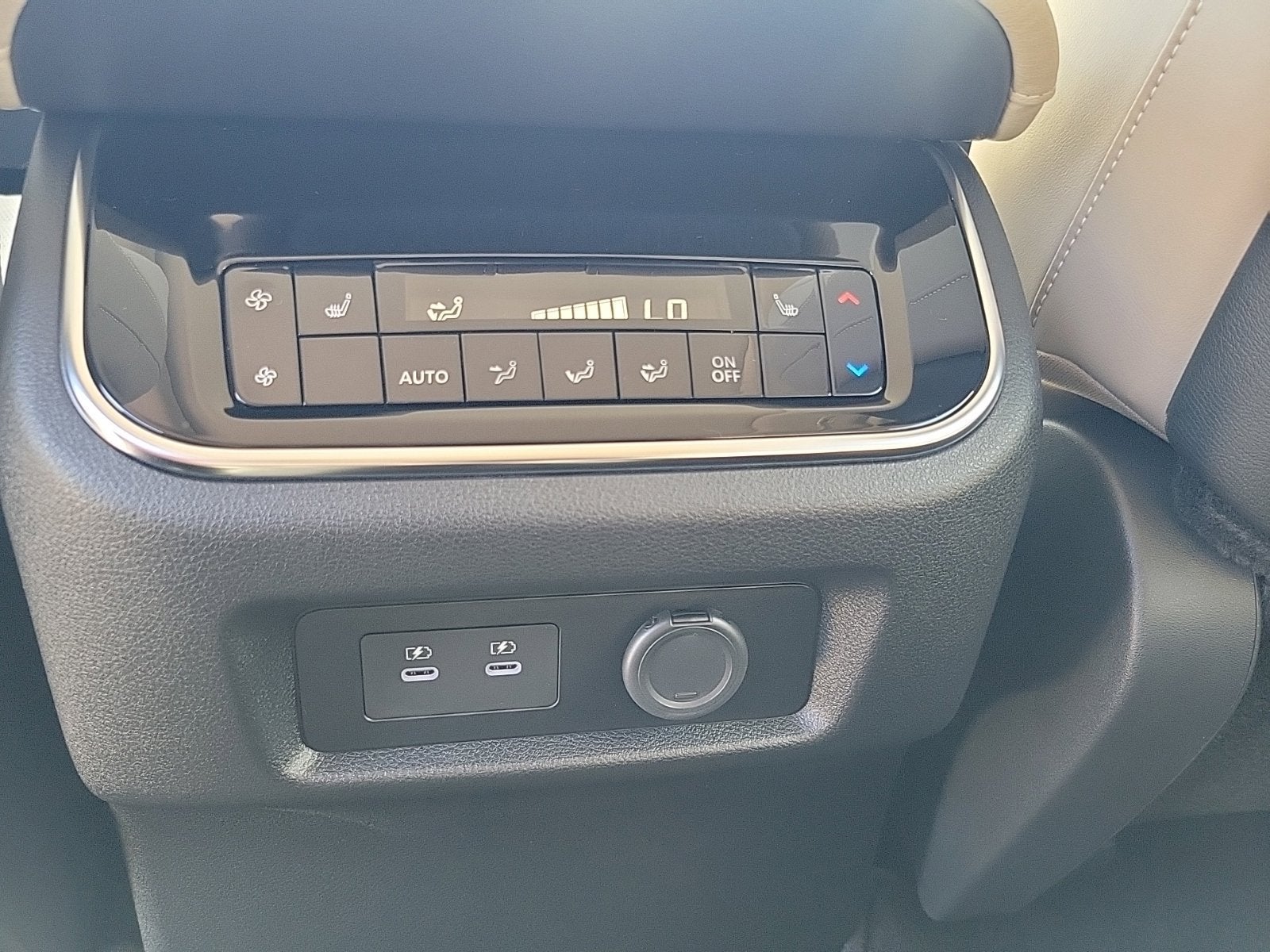 2027 Nissan Armada Platinum