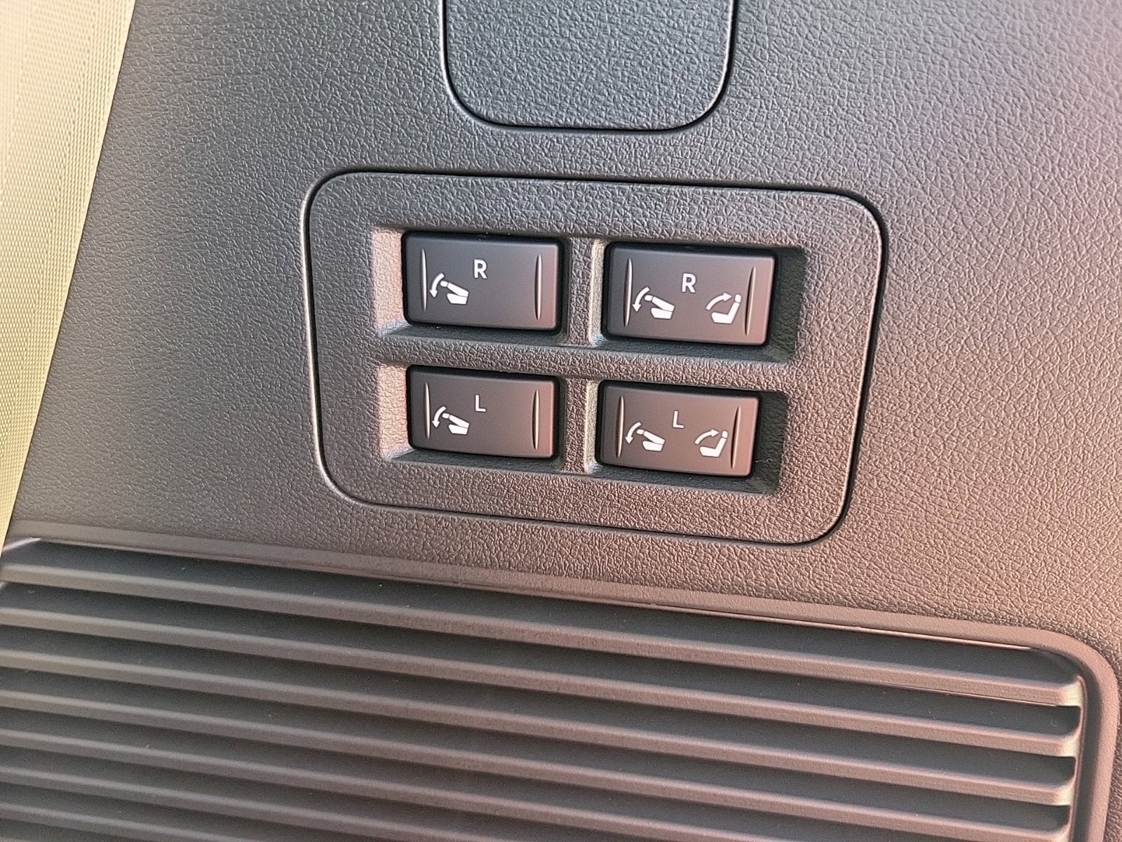 2027 Nissan Armada Platinum