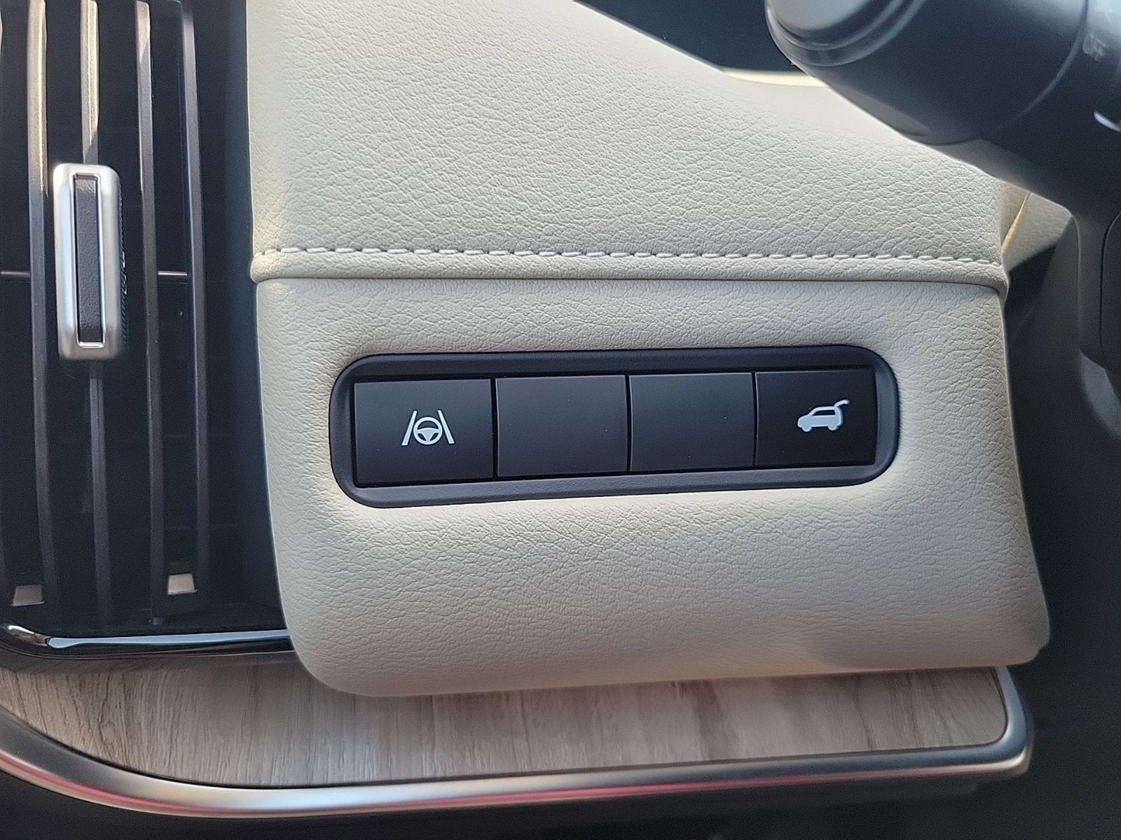 2027 Nissan Armada Platinum